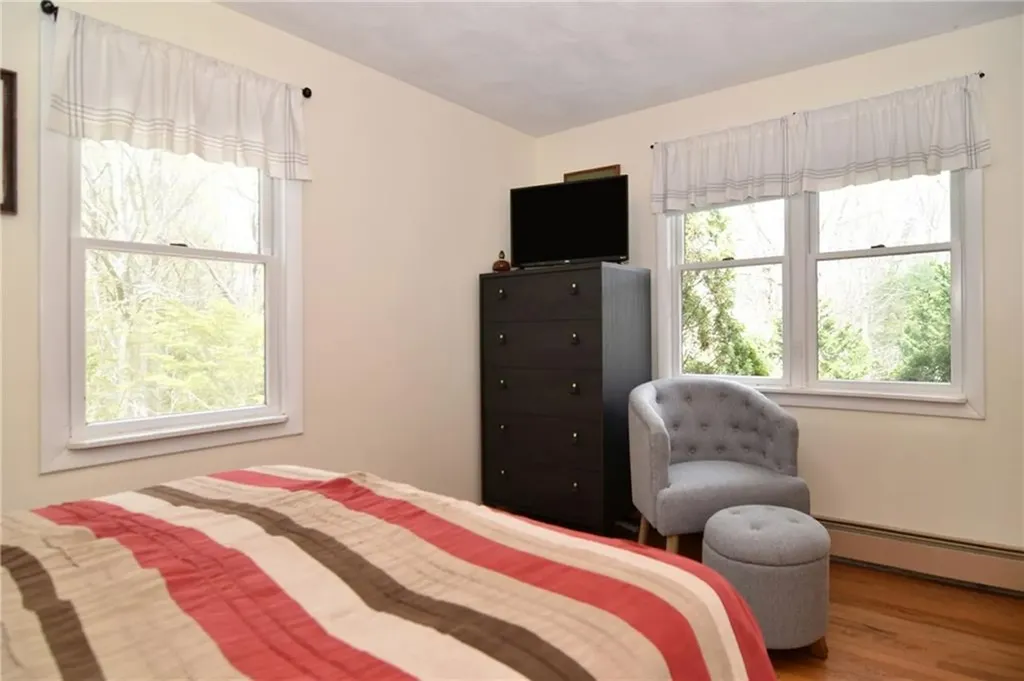 390 Pendar Road North Kingstown RI 02852