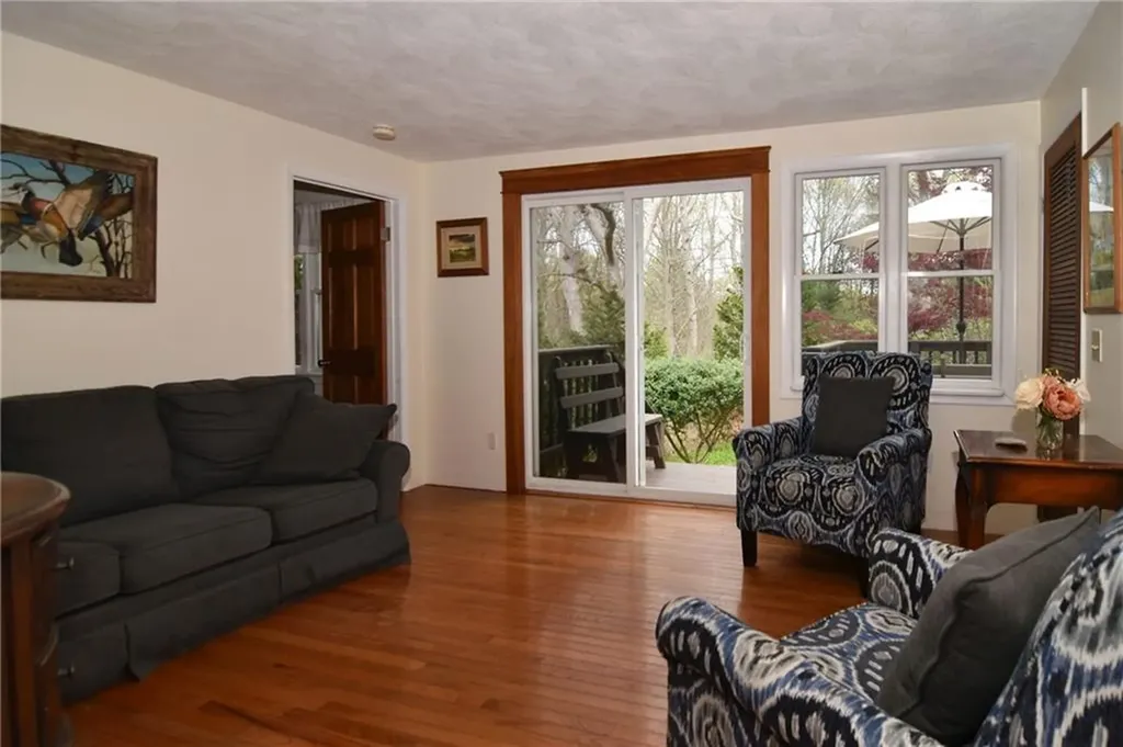 390 Pendar Road North Kingstown RI 02852