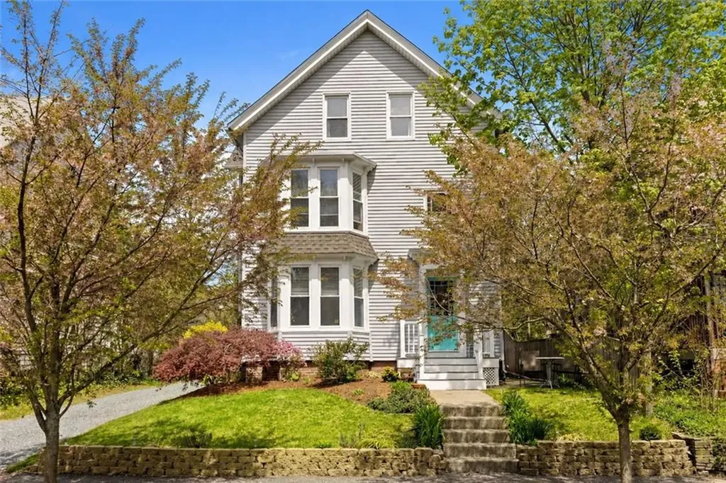 88 10th Street Providence RI 02906