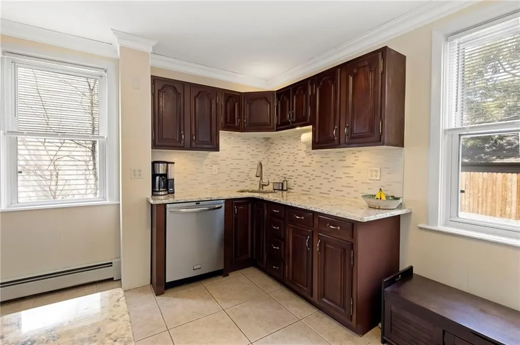 88 10th Street Providence RI 02906