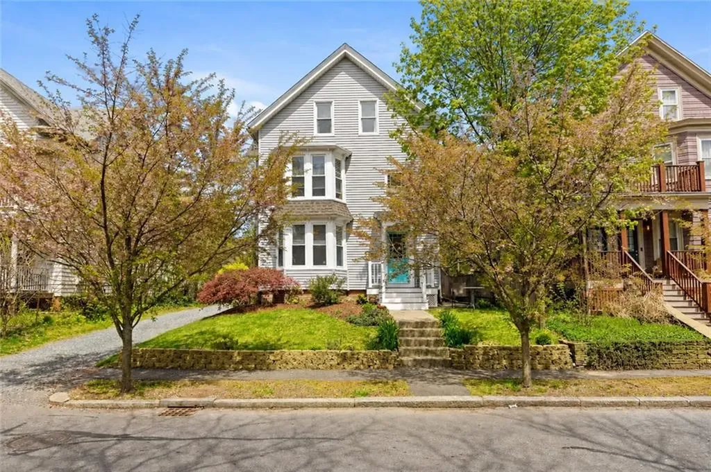 88 10th Street Providence RI 02906