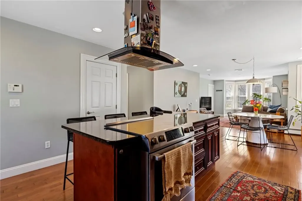 88 10th Street Providence RI 02906