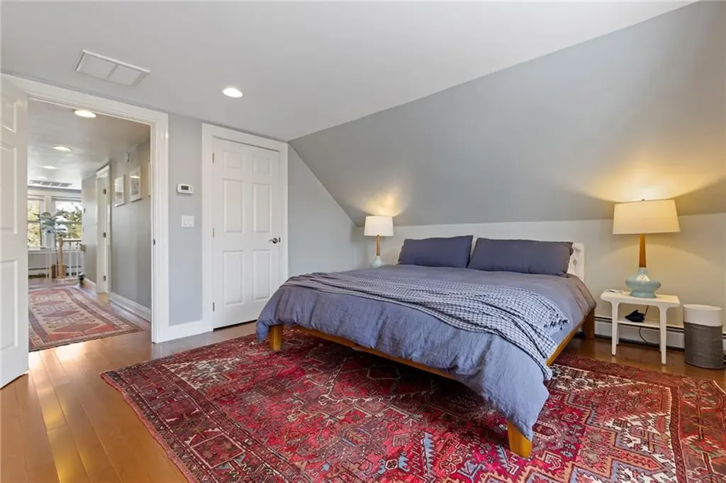 88 10th Street Providence RI 02906