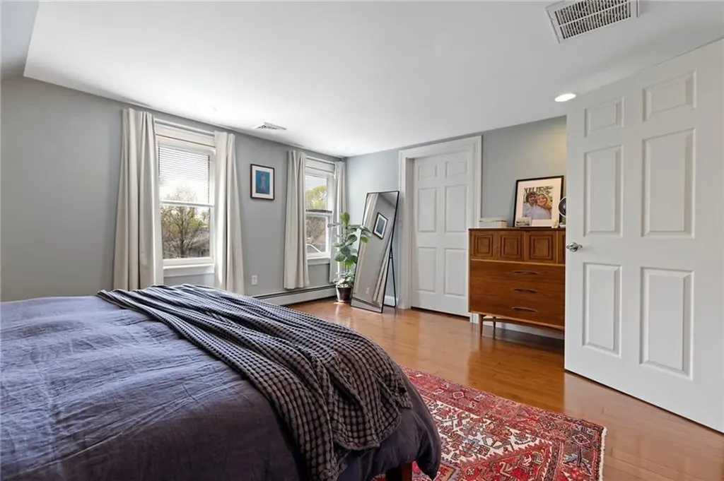 88 10th Street Providence RI 02906