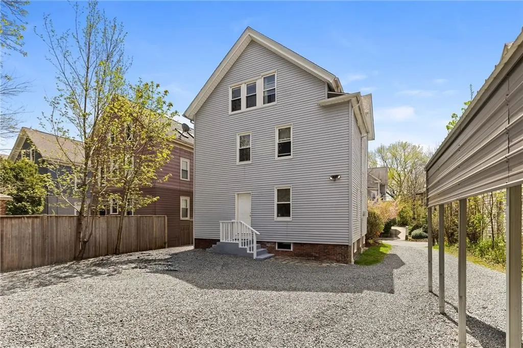 88 10th Street Providence RI 02906