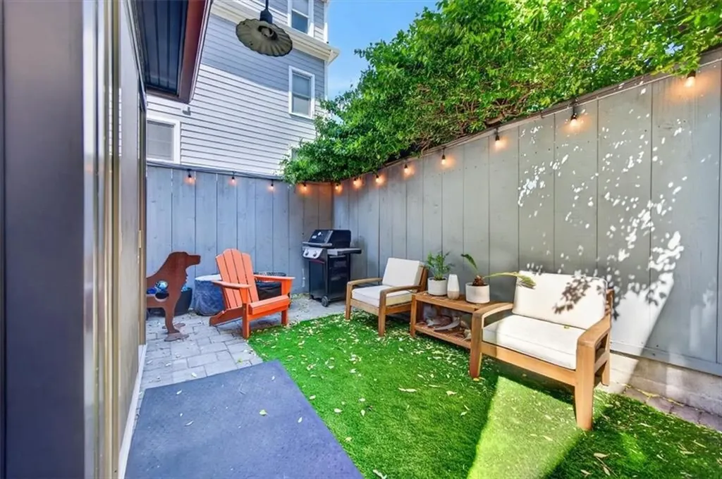 494 Thames St Street Newport RI 02840