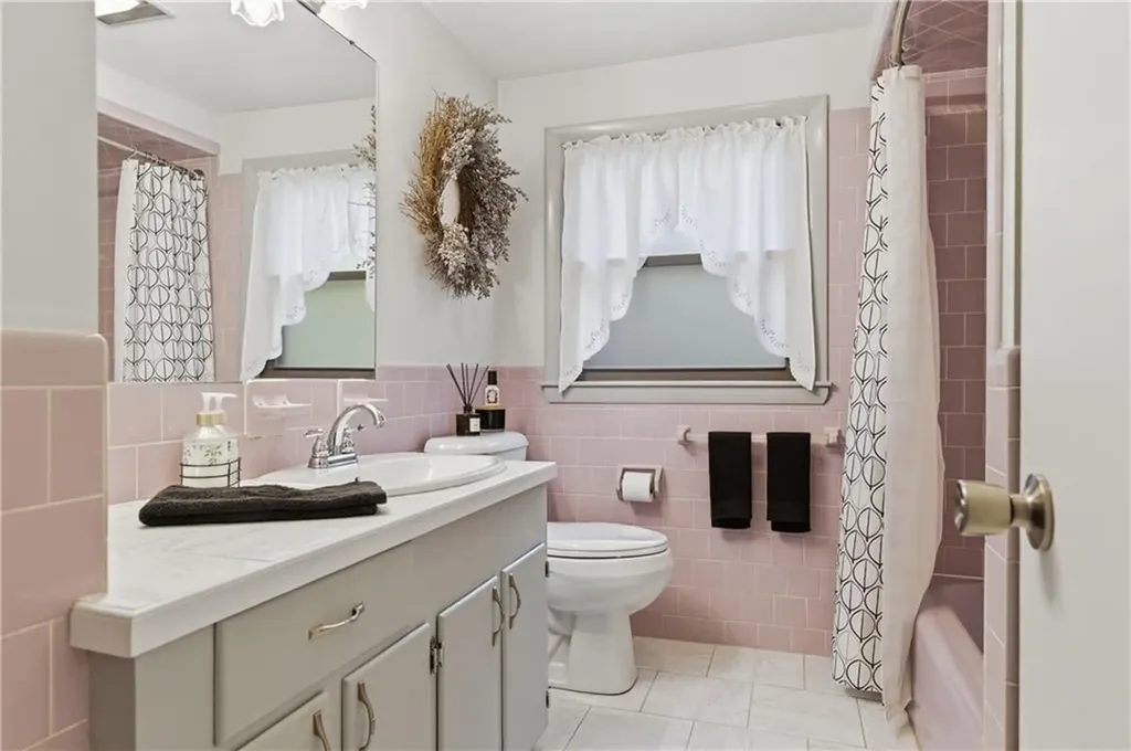 353 Thibeault Avenue Woonsocket RI 02895