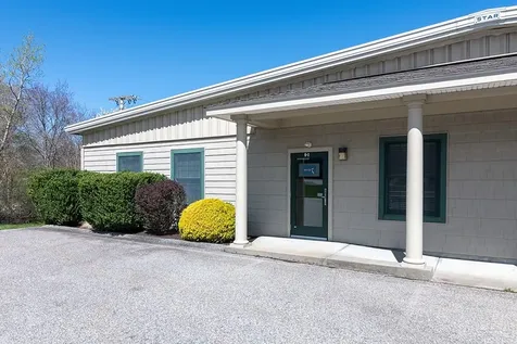 376 Dry Bridge Road North Kingstown RI 02852