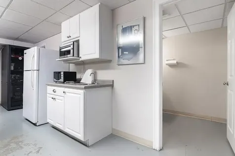 376 Dry Bridge Road North Kingstown RI 02852