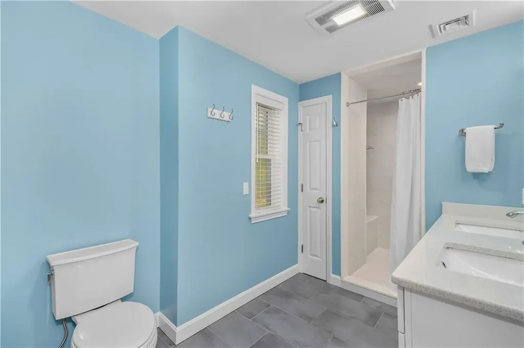 17 Will Croft Street Cumberland RI 02864