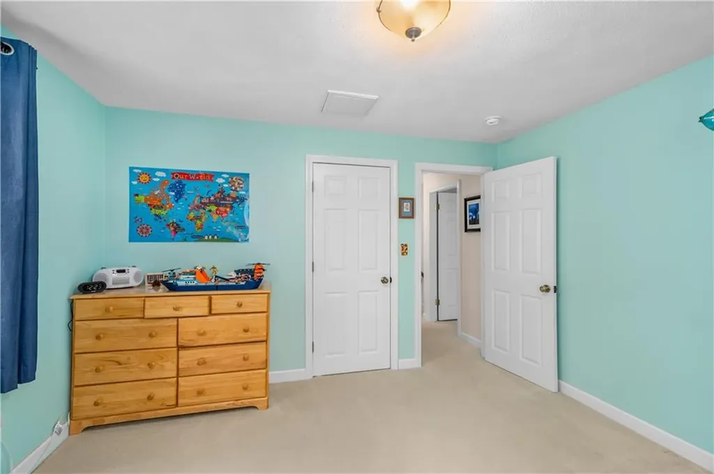17 Will Croft Street Cumberland RI 02864