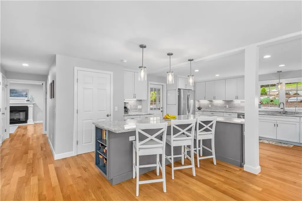 17 Will Croft Street Cumberland RI 02864