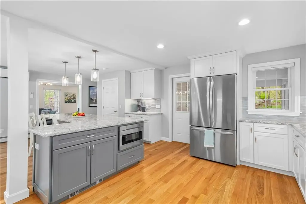 17 Will Croft Street Cumberland RI 02864