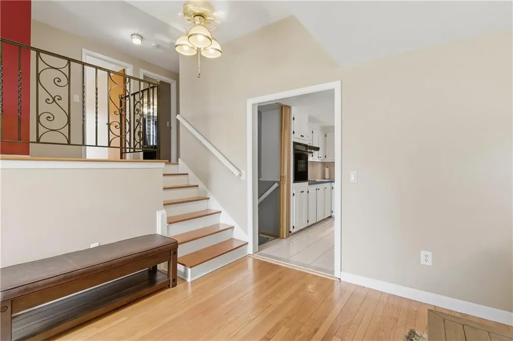 35 Superior View Boulevard North Providence RI 02911