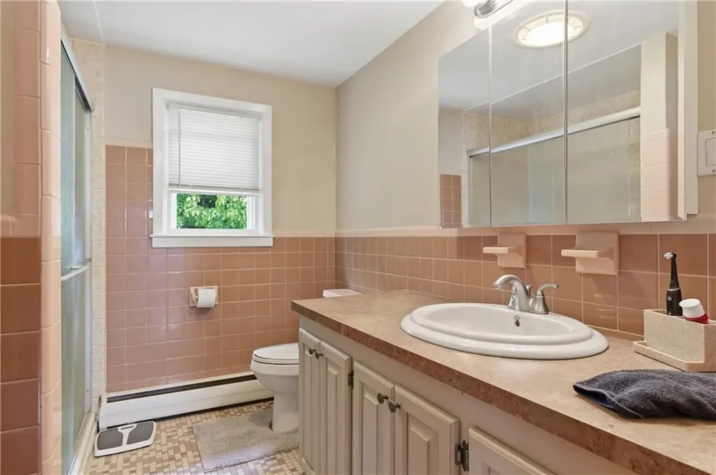 35 Superior View Boulevard North Providence RI 02911