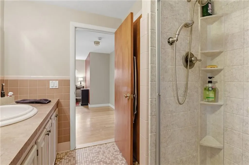 35 Superior View Boulevard North Providence RI 02911
