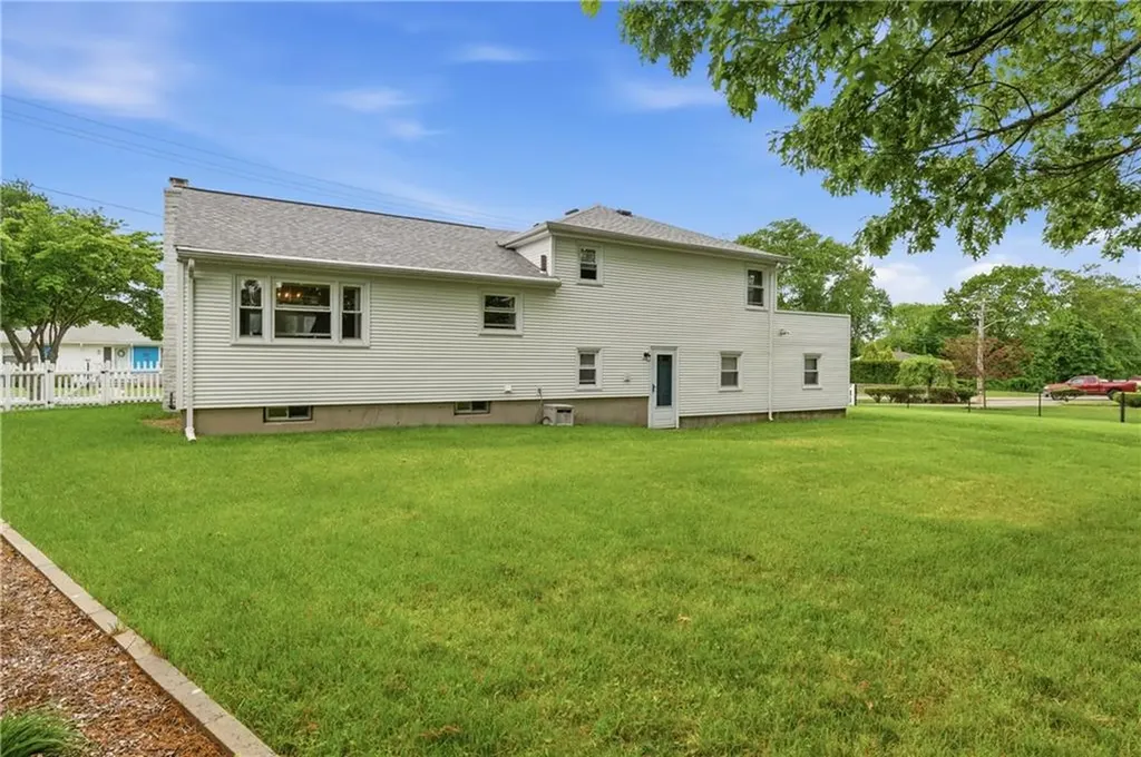 35 Superior View Boulevard North Providence RI 02911