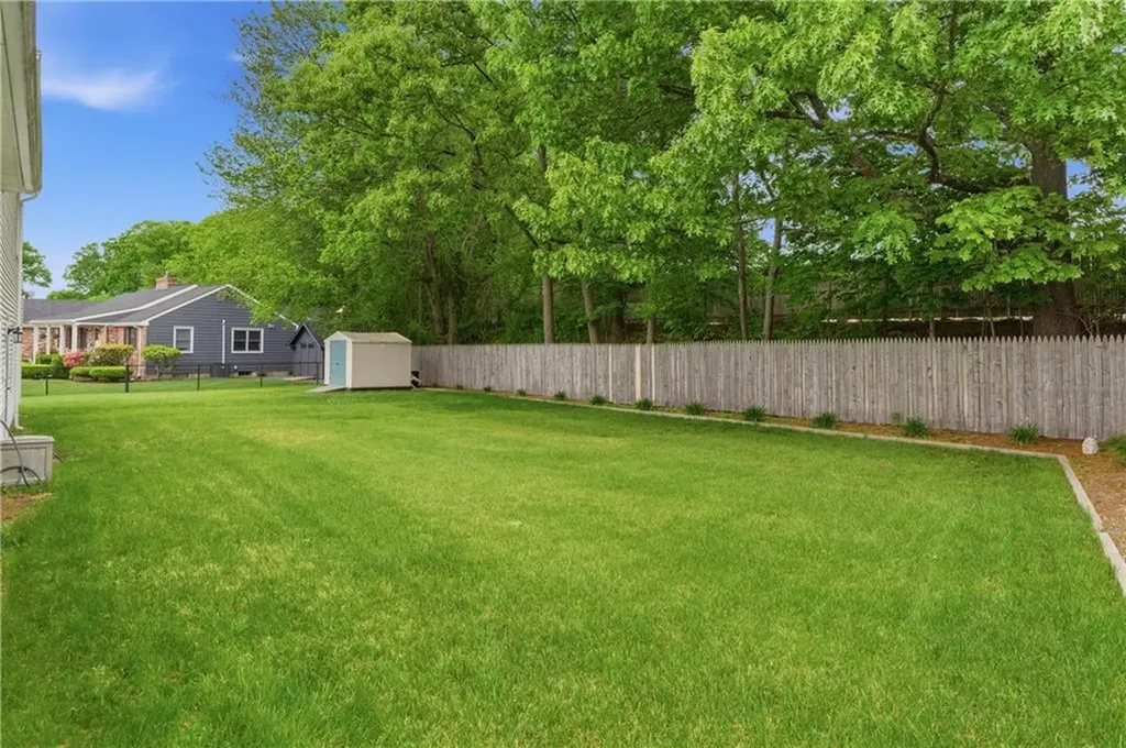35 Superior View Boulevard North Providence RI 02911