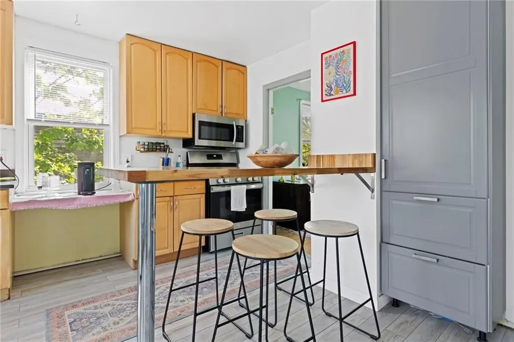 30 Sherwood Street Providence RI 02908