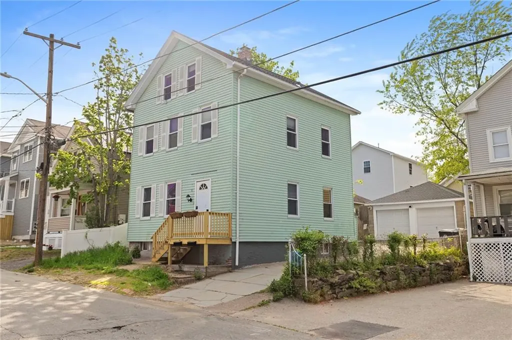 30 Sherwood Street Providence RI 02908