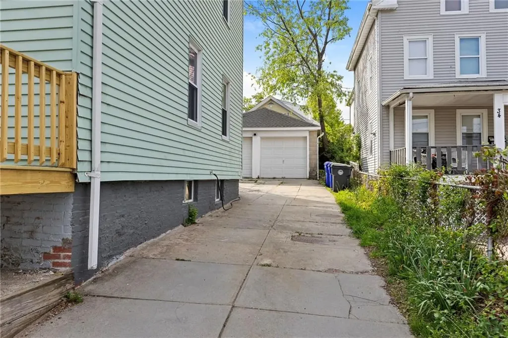 30 Sherwood Street Providence RI 02908