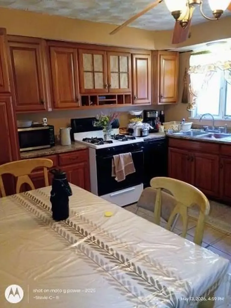 9 11 Nelson Street East Providence RI 02916