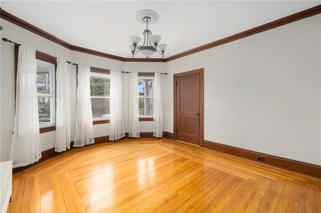 31 Windsor Road Cranston RI 02905