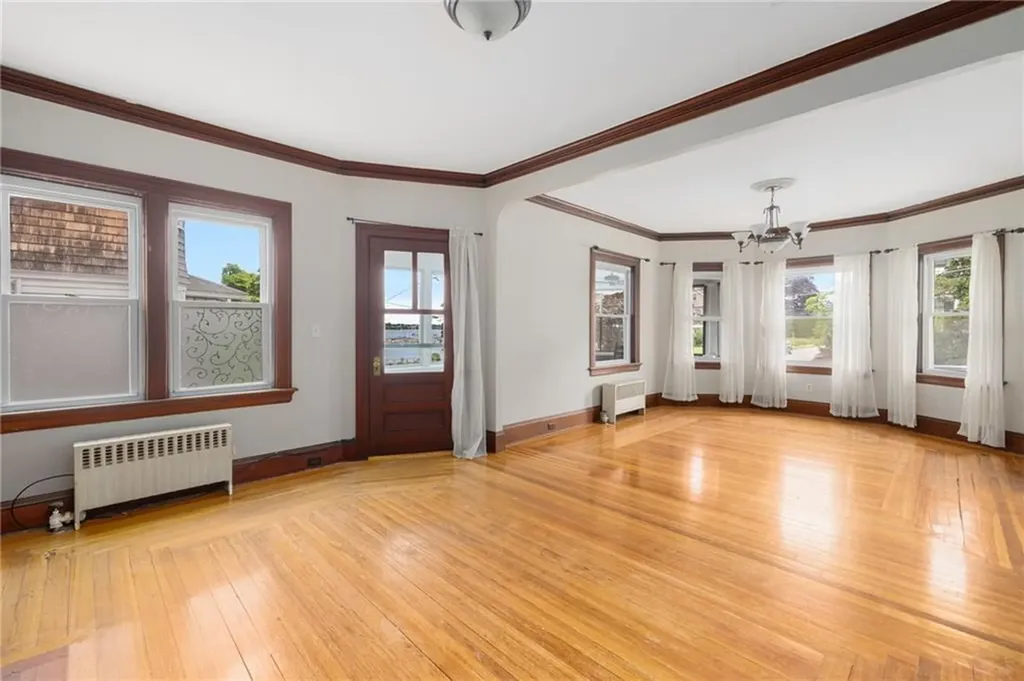 31 Windsor Road Cranston RI 02905