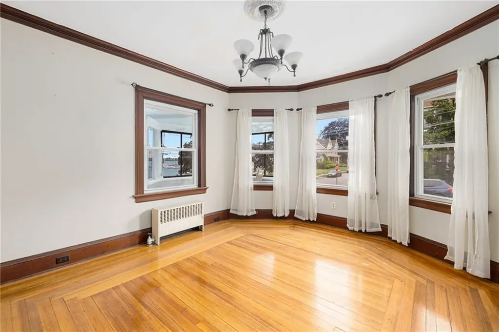 31 Windsor Road Cranston RI 02905