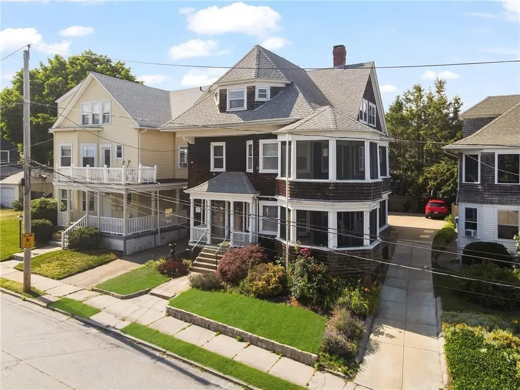 31 Windsor Road Cranston RI 02905