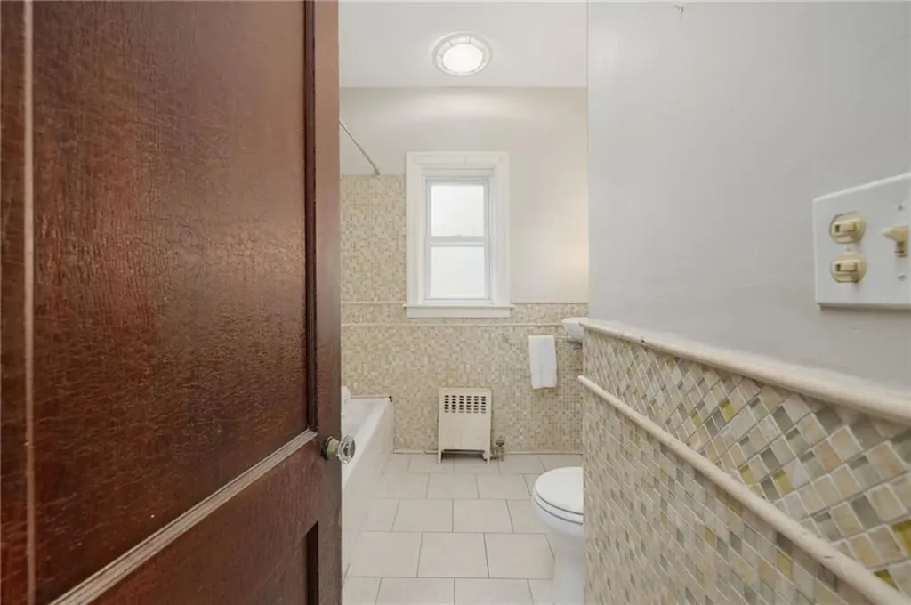 31 Windsor Road Cranston RI 02905