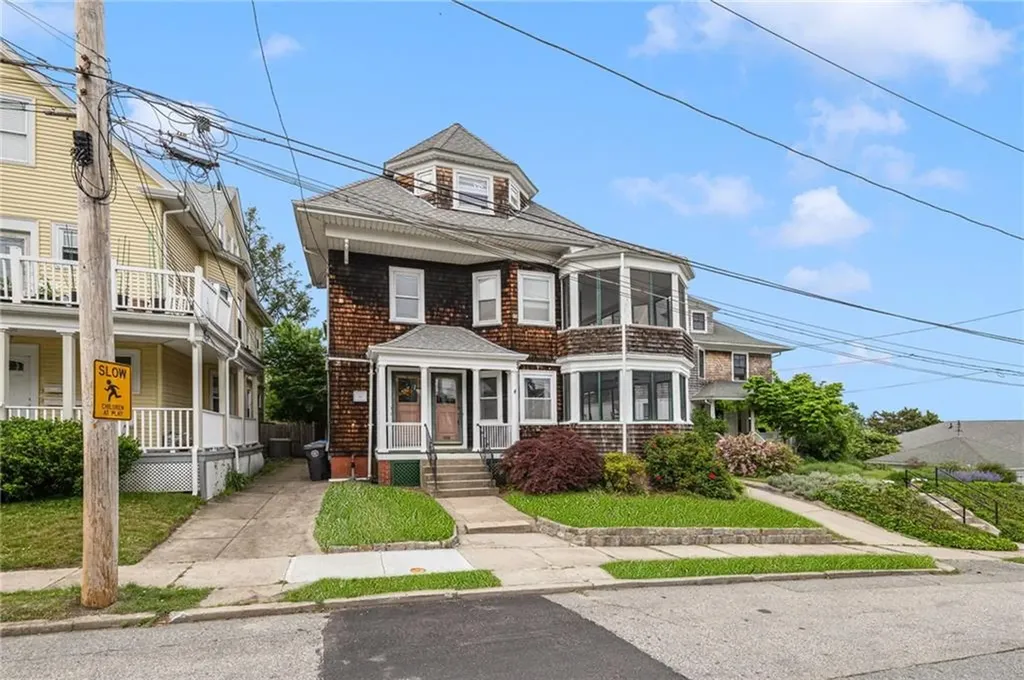 31 Windsor Road Cranston RI 02905