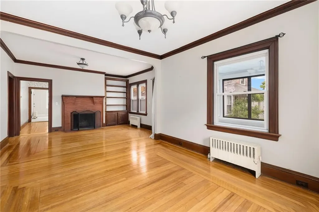 31 Windsor Road Cranston RI 02905