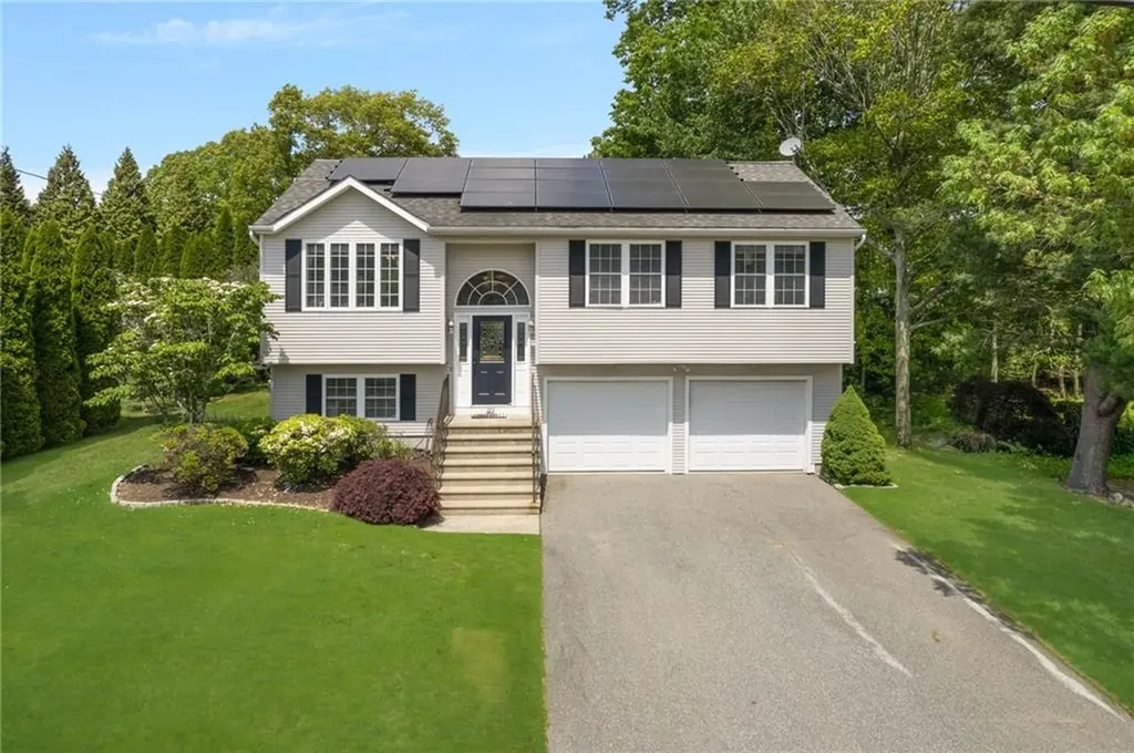 111 South Comstock Parkway Cranston RI 02921