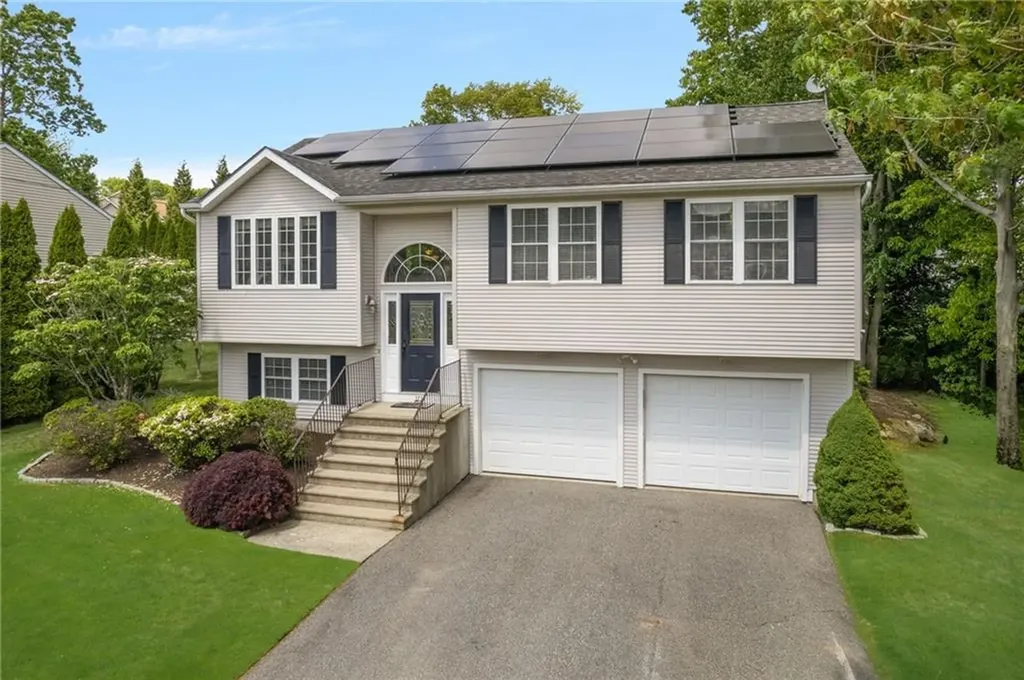 111 South Comstock Parkway Cranston RI 02921