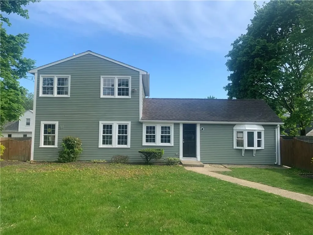 52 Pleasant View Road Warwick RI 02888