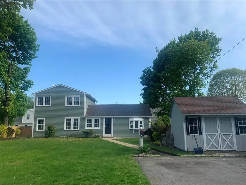 52 Pleasant View Road Warwick RI 02888