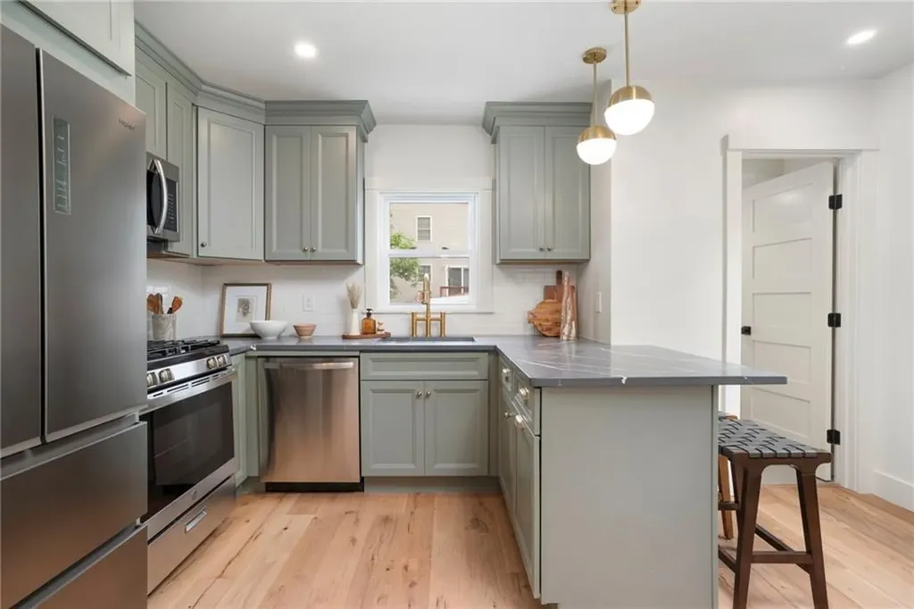 54 Grand View Street Providence RI 02906