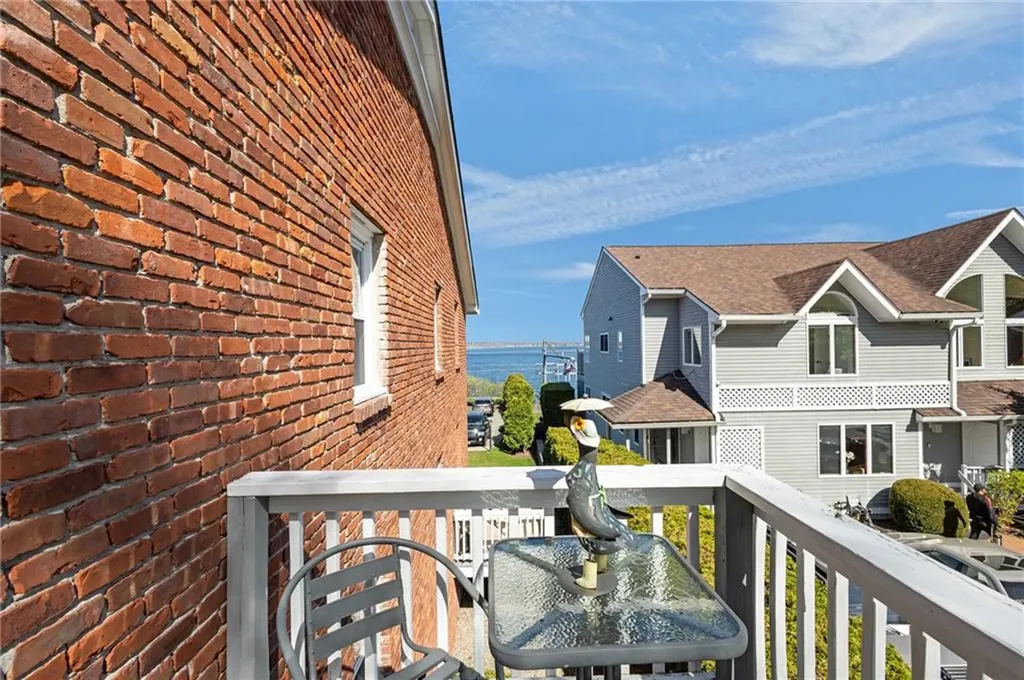 4080 Post Road Warwick RI 02886