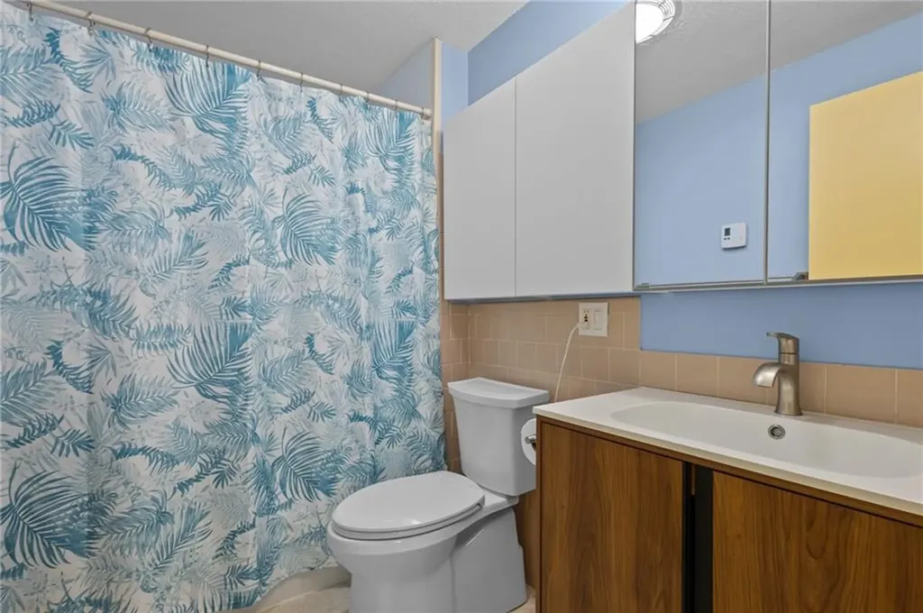 4080 Post Road Warwick RI 02886
