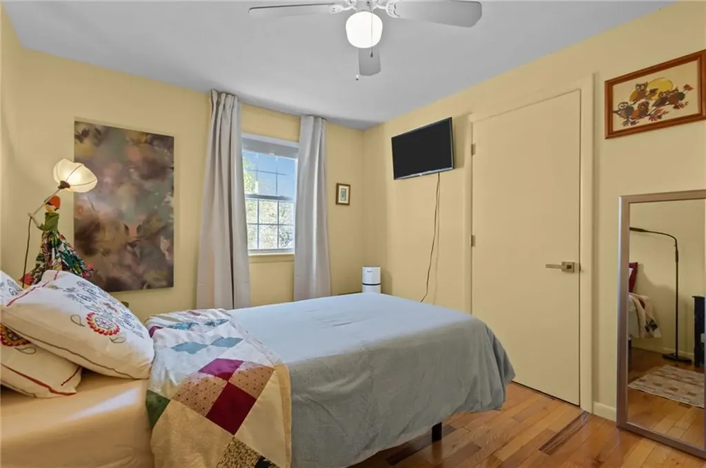 4080 Post Road Warwick RI 02886