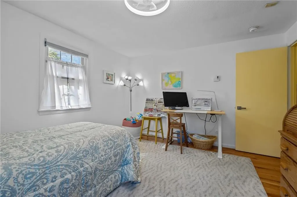 4080 Post Road Warwick RI 02886