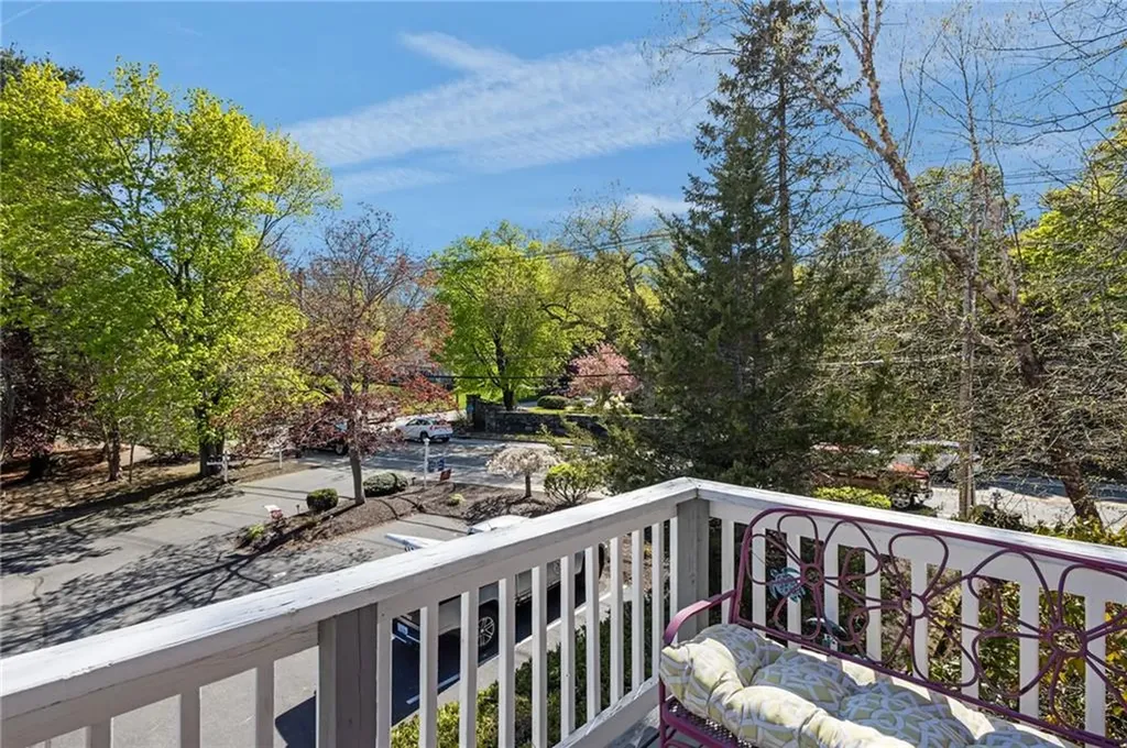 4080 Post Road Warwick RI 02886