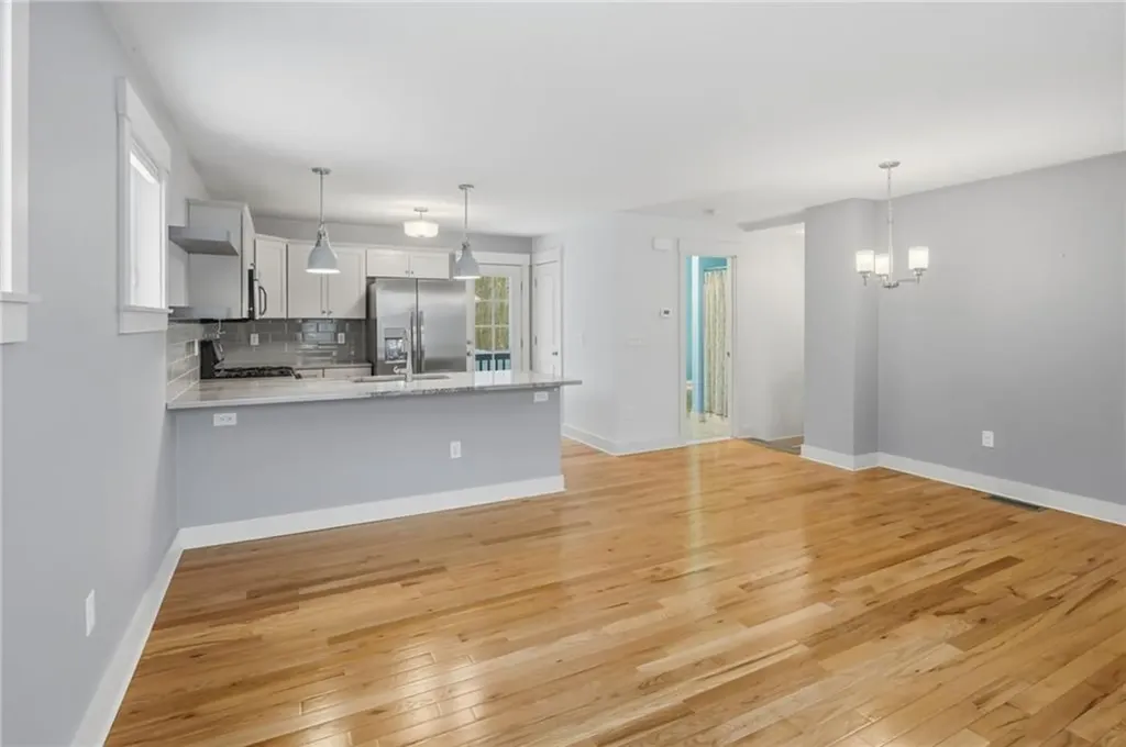 12 Park Avenue Narragansett RI 02882