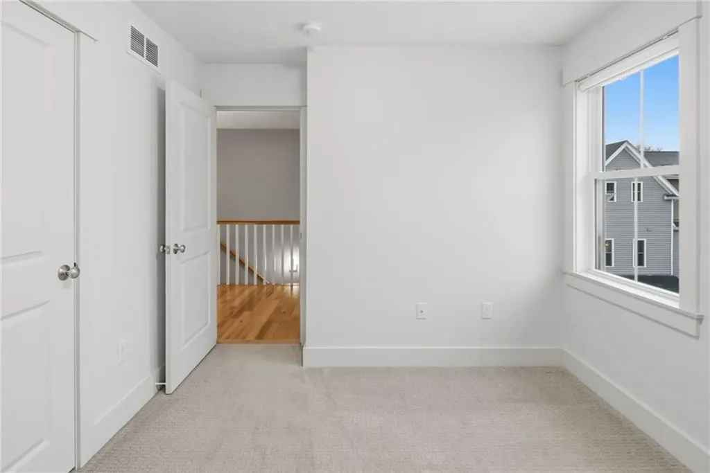 12 Park Avenue Narragansett RI 02882