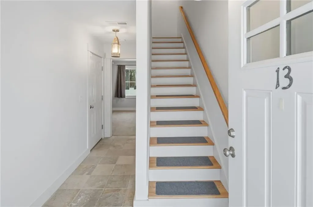12 Park Avenue Narragansett RI 02882