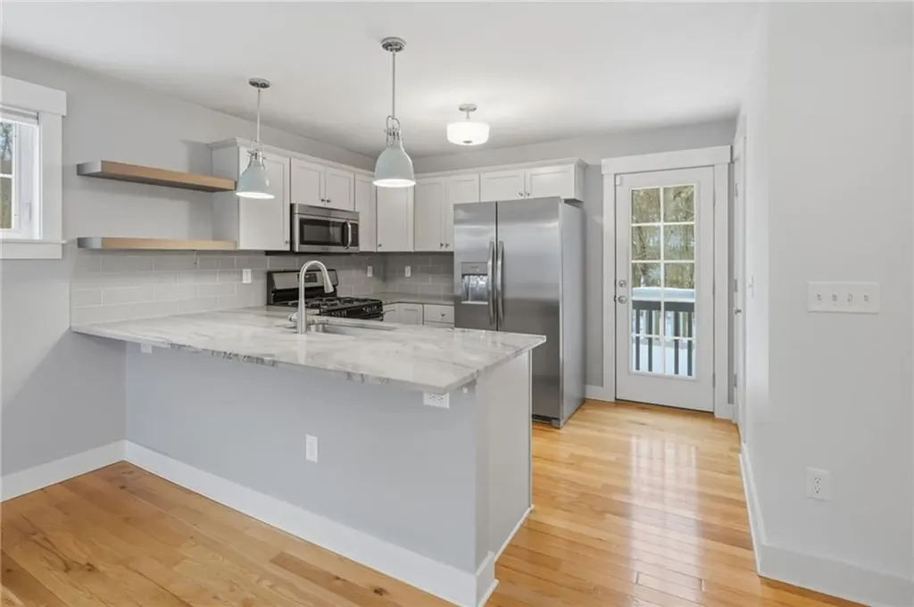 12 Park Avenue Narragansett RI 02882