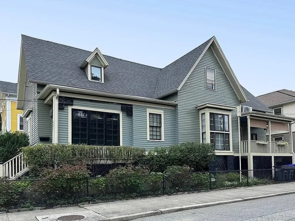 481 Pine Street Providence RI 02907