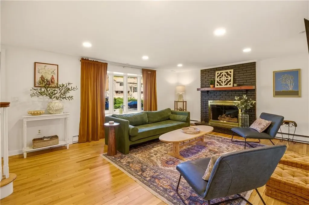 8 Monterey Drive Bristol RI 02809
