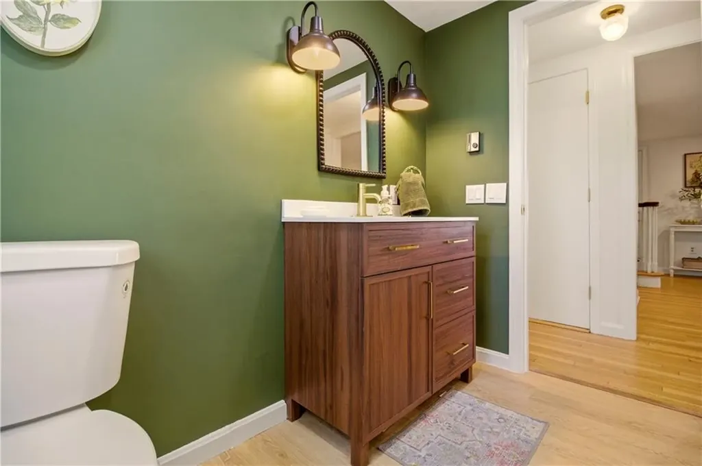 8 Monterey Drive Bristol RI 02809